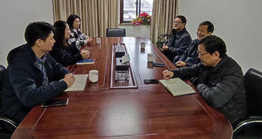 47岁韩国旗袍熟妇鸡巴越城区科技局领导来长业建设集团走访调研